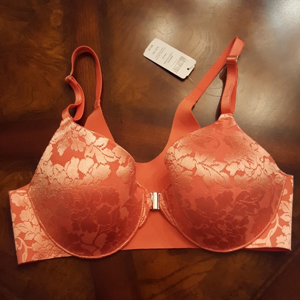 NWT Soma Vanishing Back Bra